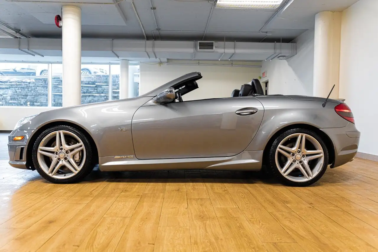 Mercedes-Benz SLK снимка Mercedes-Benz SLK