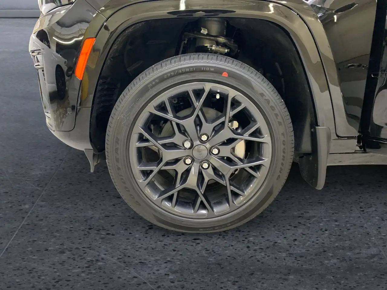 Jeep Grand Cherokee photo Jeep Grand Cherokee
