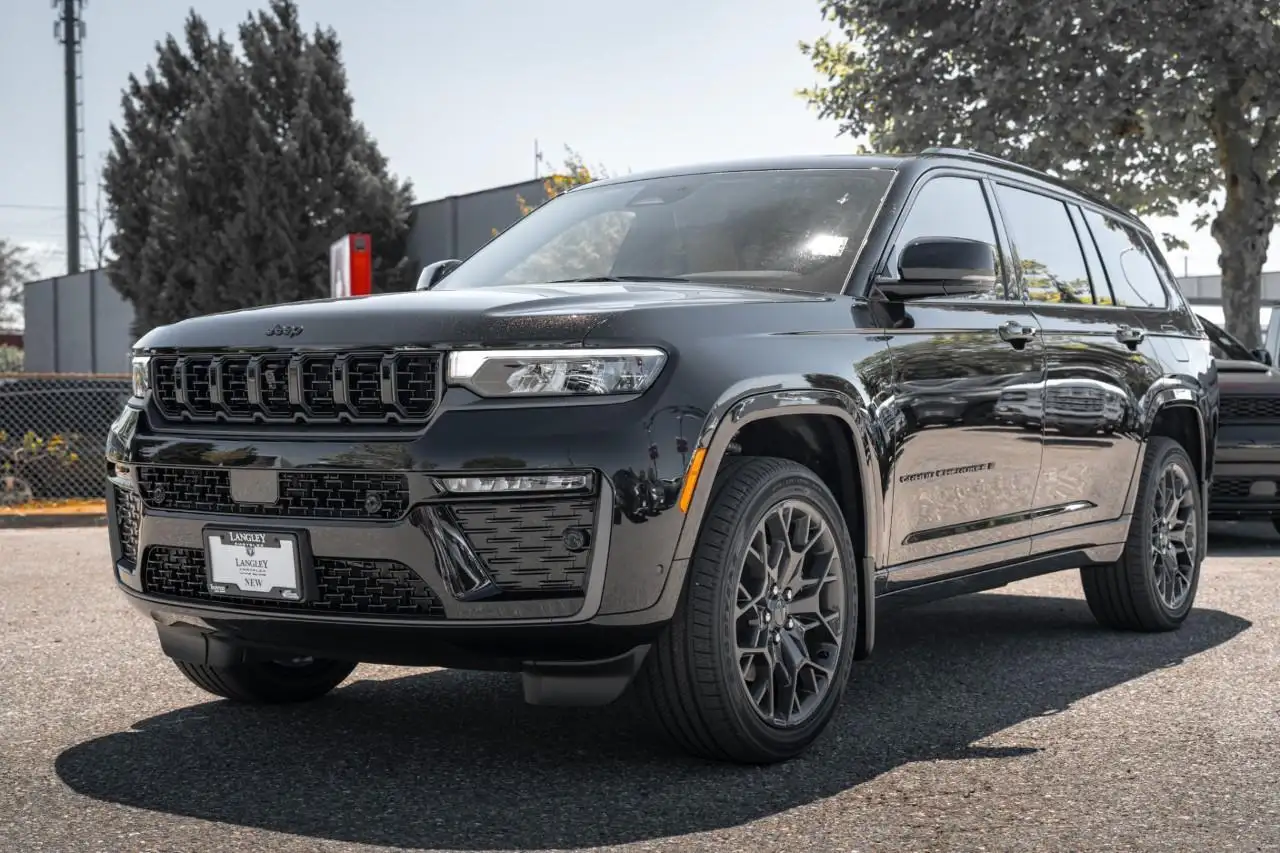 Jeep Grand Cherokee снимка Jeep Grand Cherokee