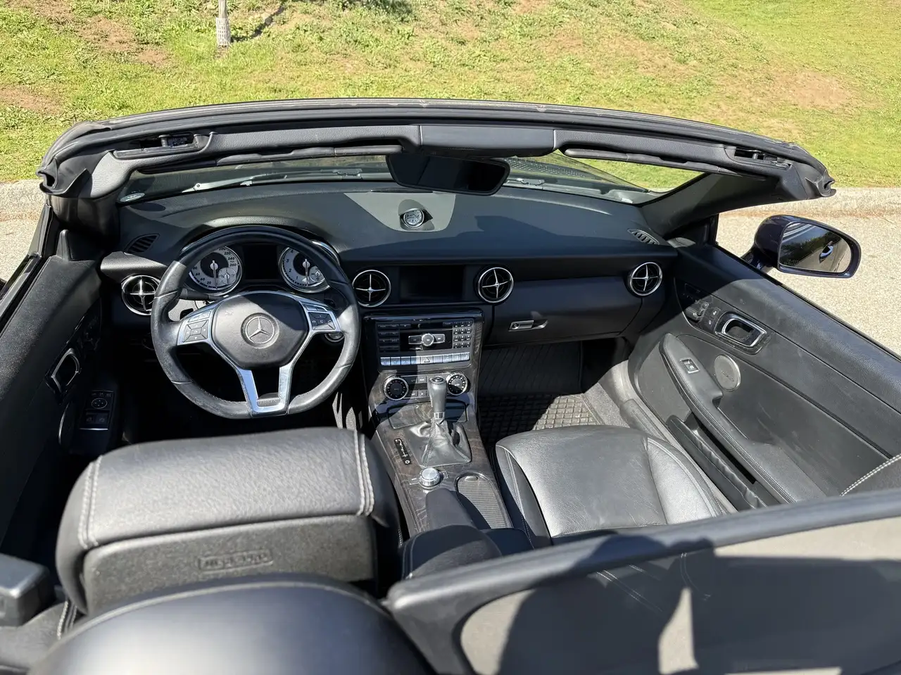Mercedes-Benz SLK снимка Mercedes-Benz SLK