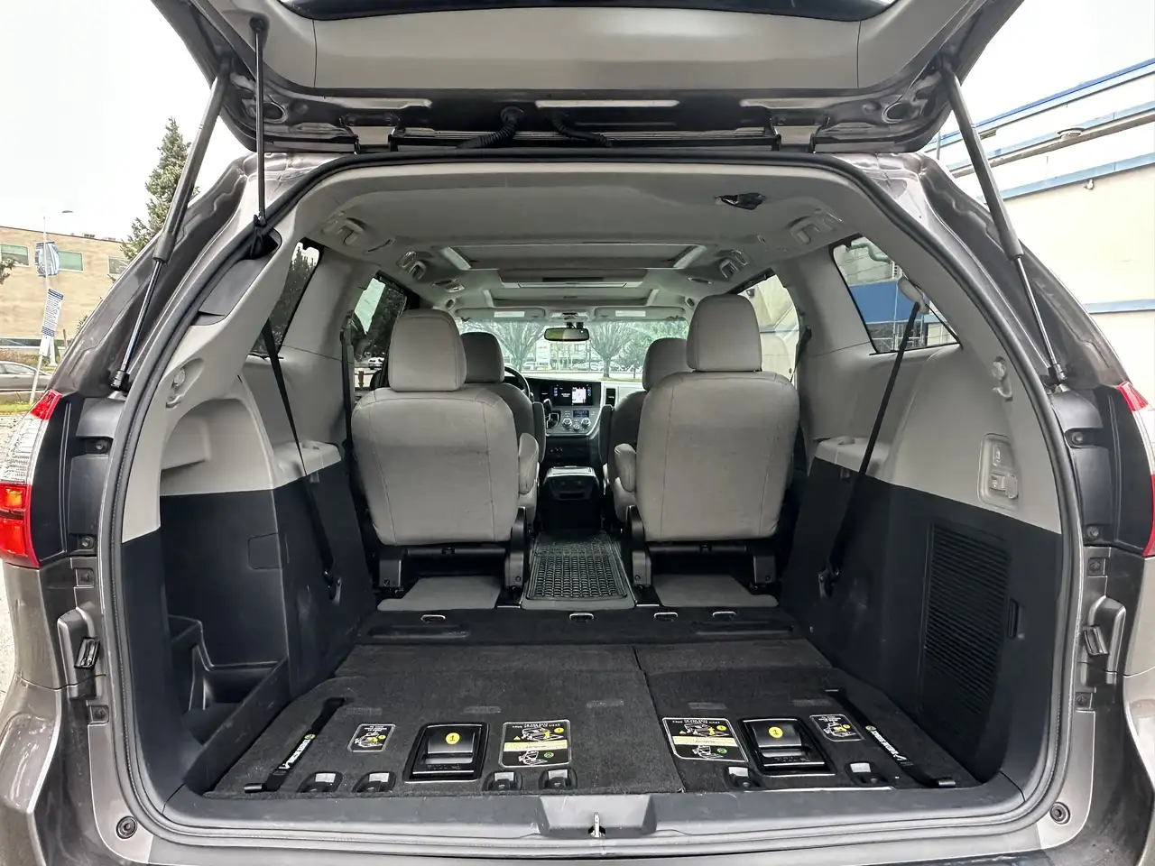 Toyota Sienna fotografie Toyota Sienna