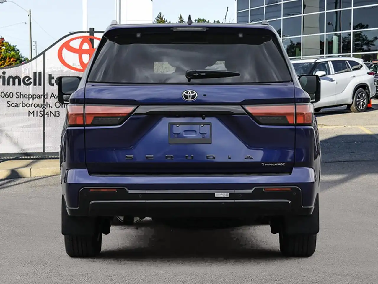 Toyota Sequoia снимка Toyota Sequoia