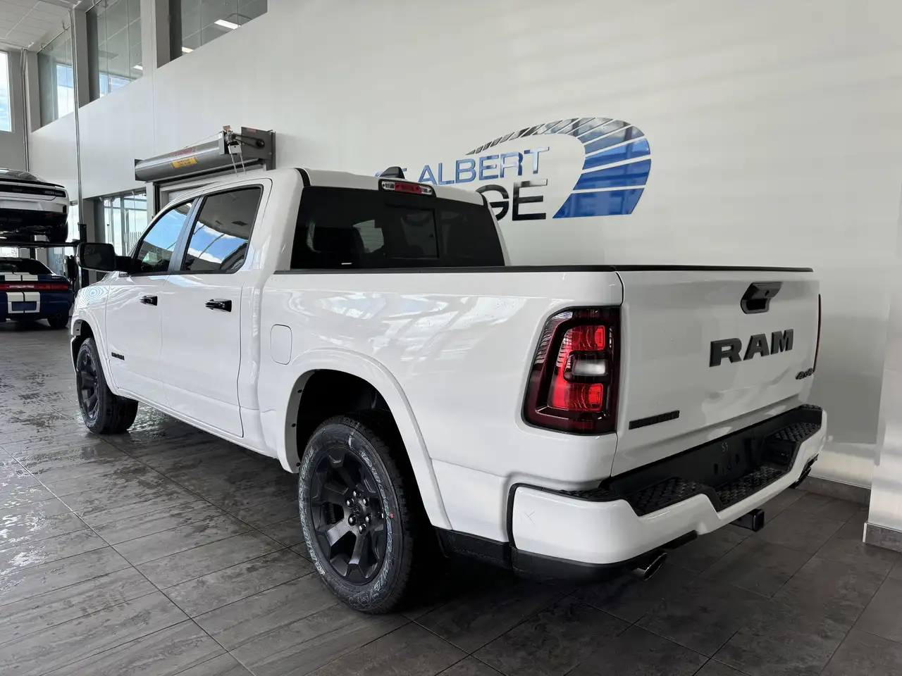 RAM 1500 снимка RAM 1500