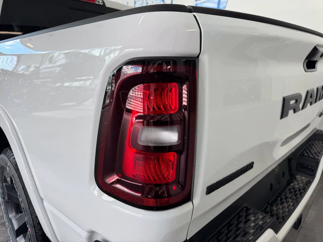 RAM 1500 снимка RAM 1500