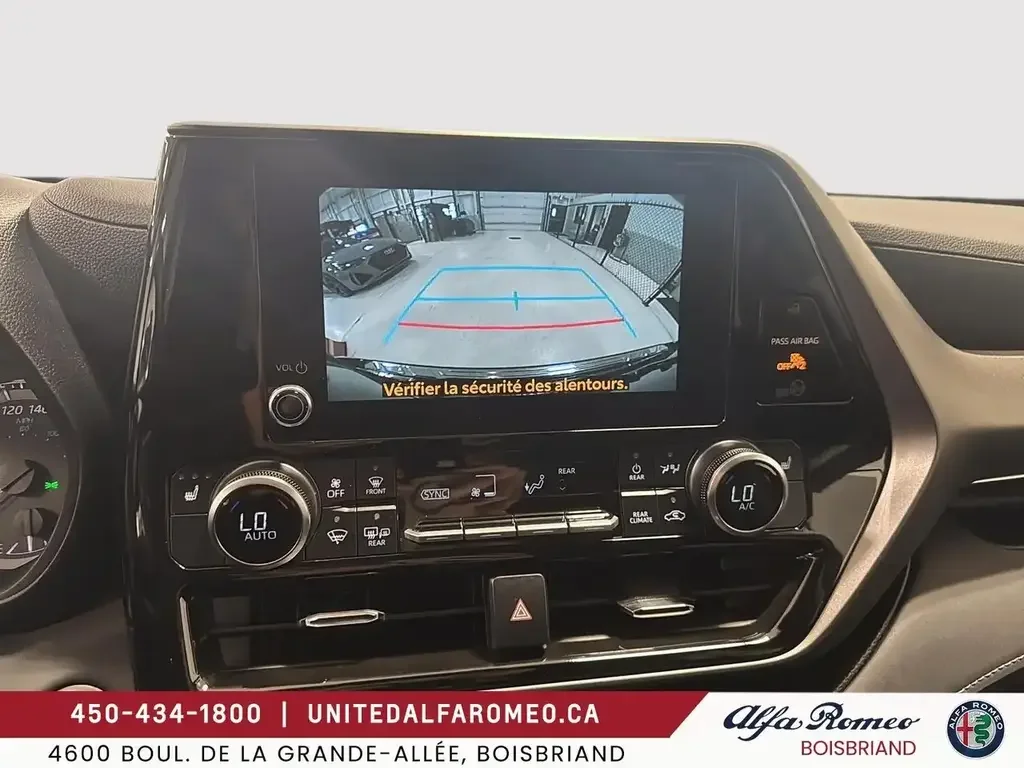 Toyota Highlander снимка Toyota Highlander