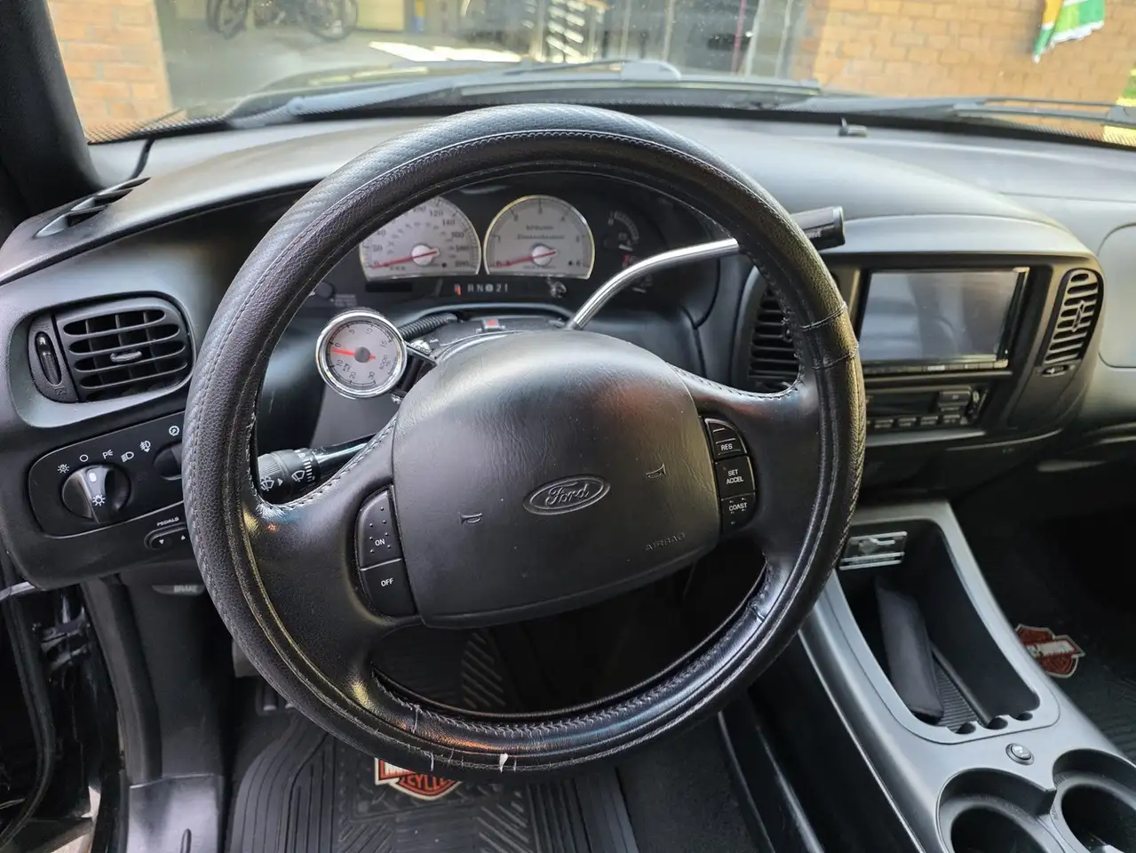 Ford F 150 снимка Ford F 150