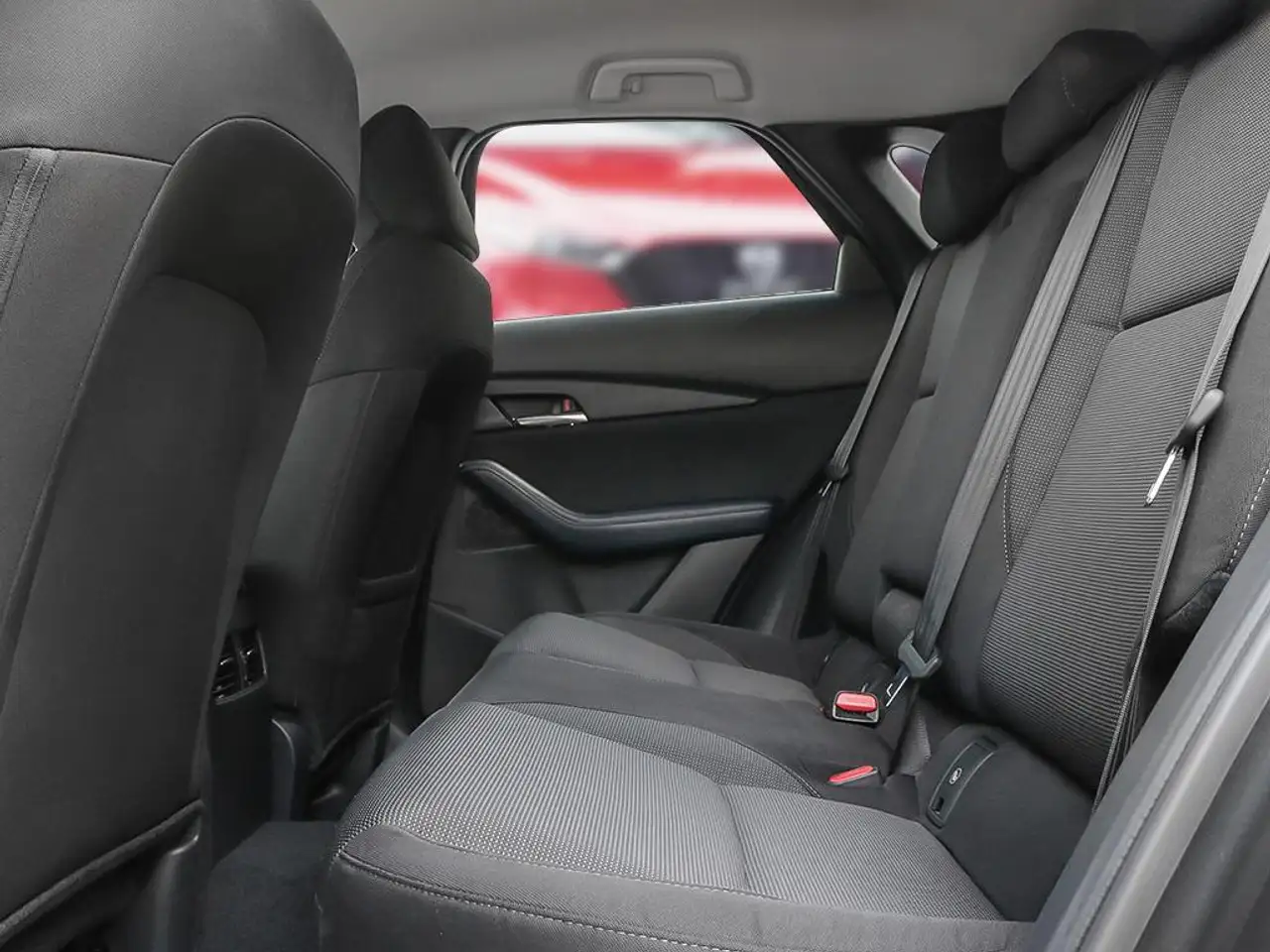 Mazda CX-30 photo Mazda CX-30