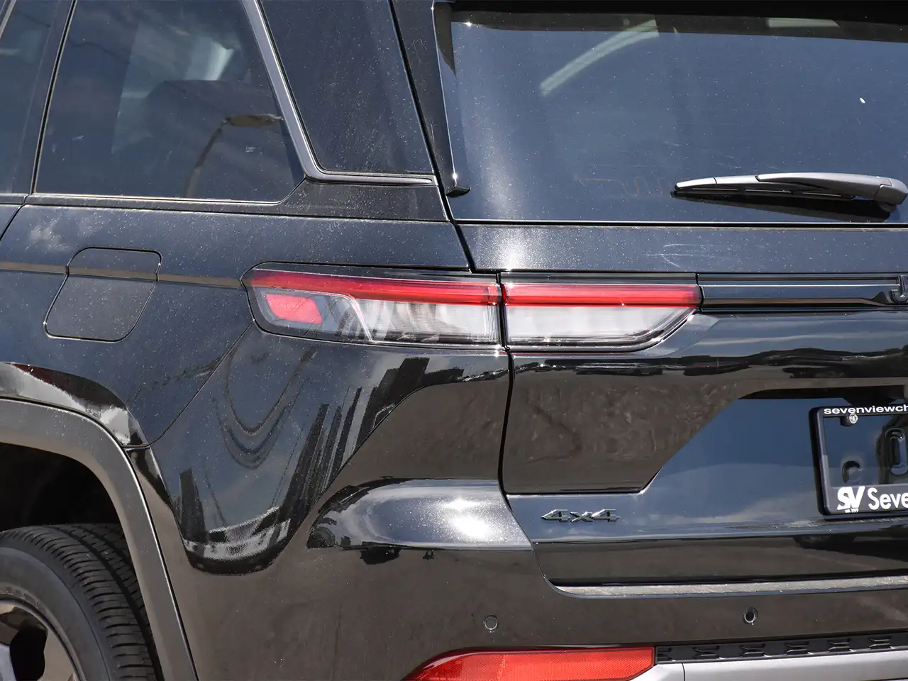 Jeep Grand Cherokee снимка Jeep Grand Cherokee