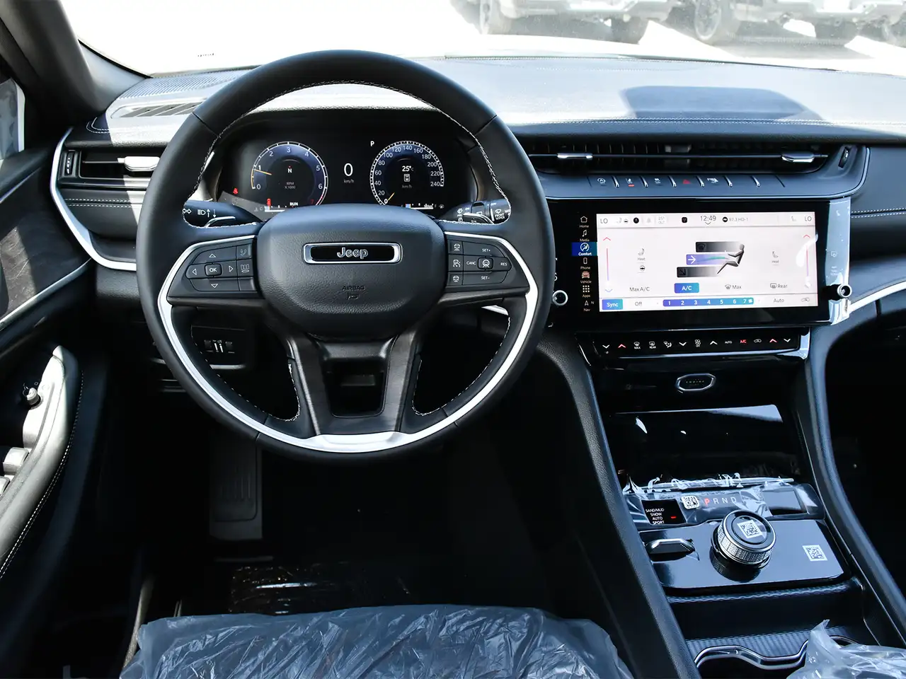 Jeep Grand Cherokee снимка Jeep Grand Cherokee