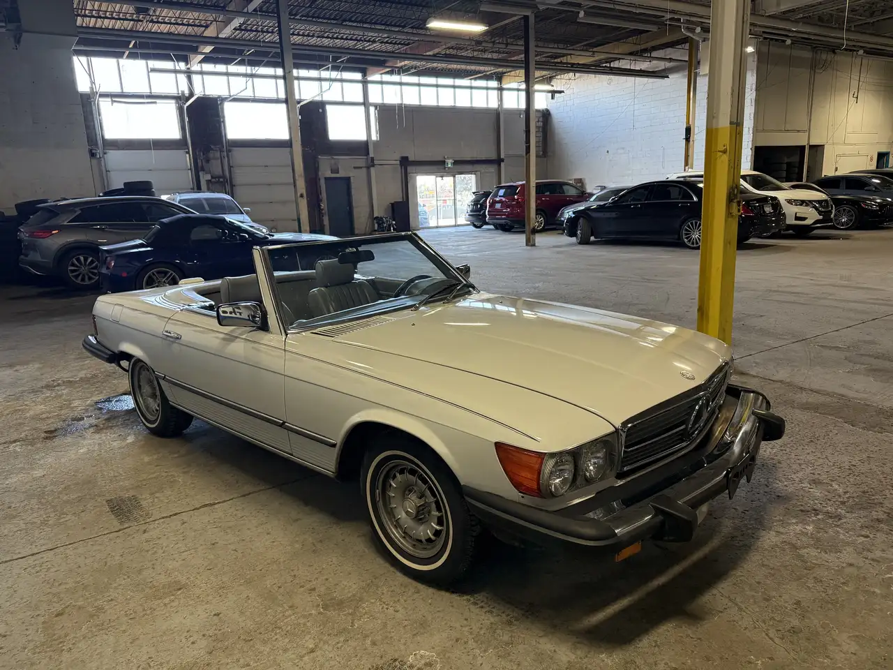 Mercedes-Benz 380 снимка Mercedes-Benz 380