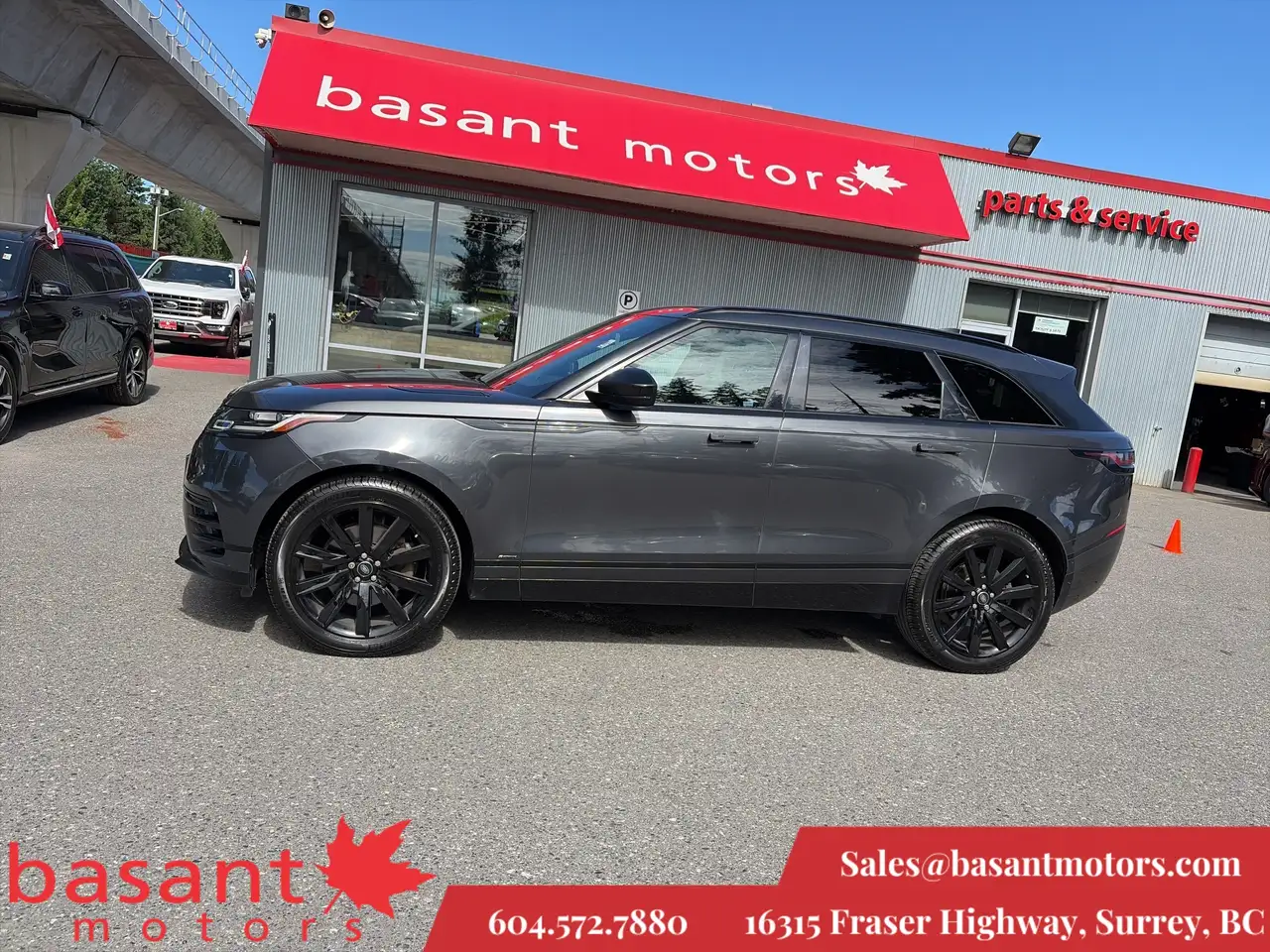 Land Rover Range Rover Velar photo Land Rover Range Rover Velar