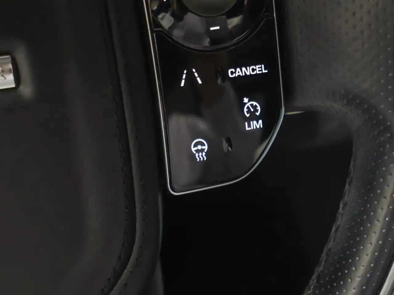 Land Rover Range Rover Velar снимка Land Rover Range Rover Velar