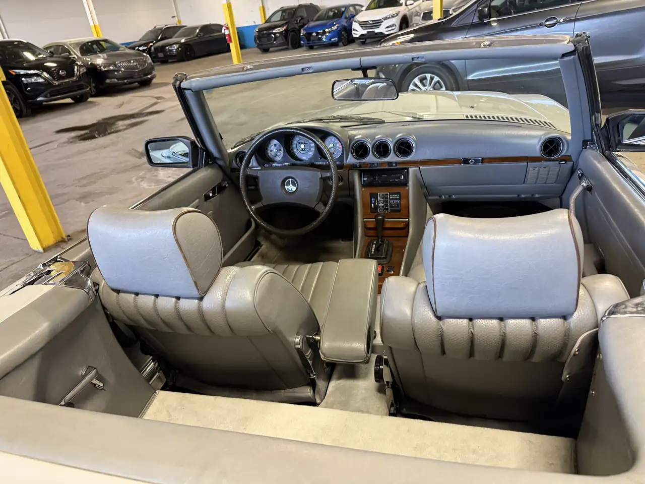 Mercedes-Benz 380 снимка Mercedes-Benz 380