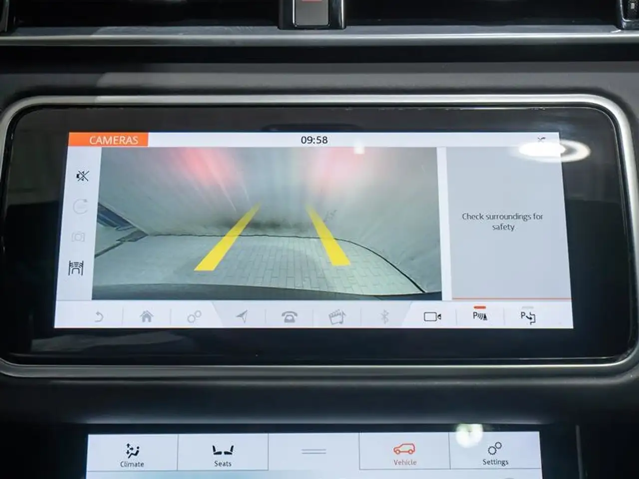 Land Rover Range Rover Velar снимка Land Rover Range Rover Velar