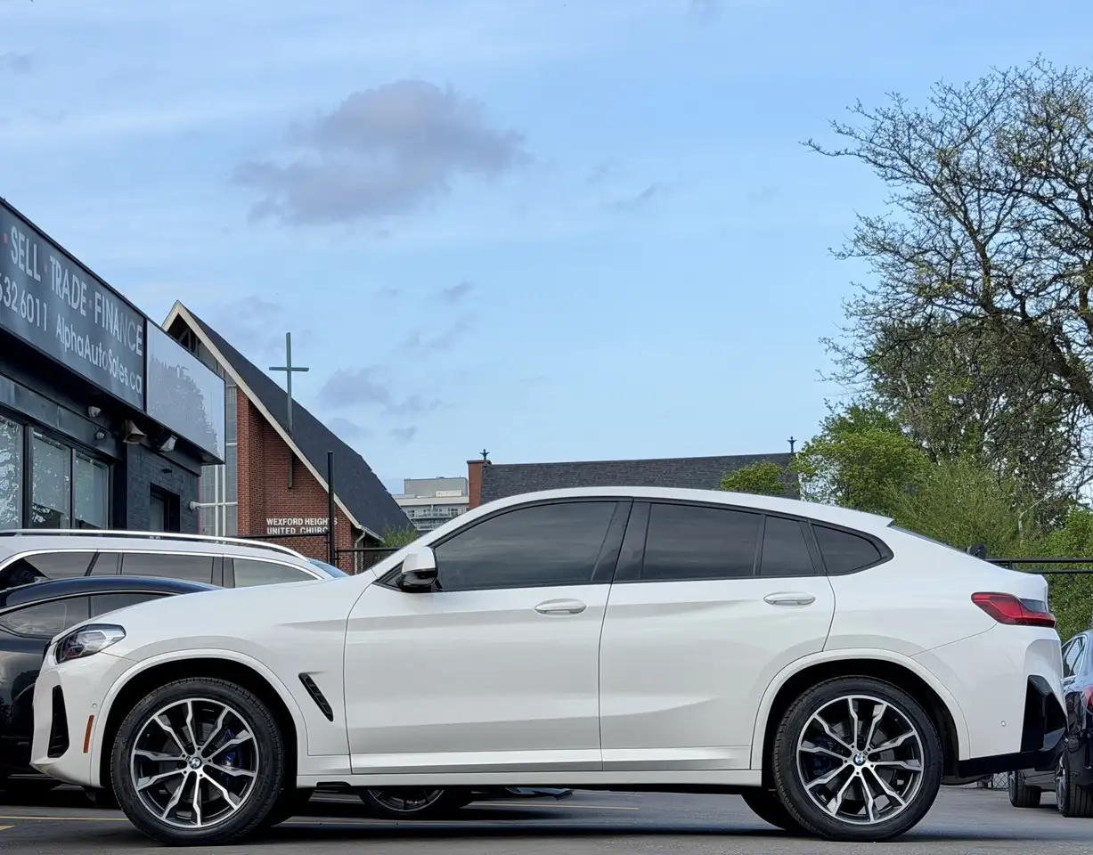 BMW X4 photo BMW X4