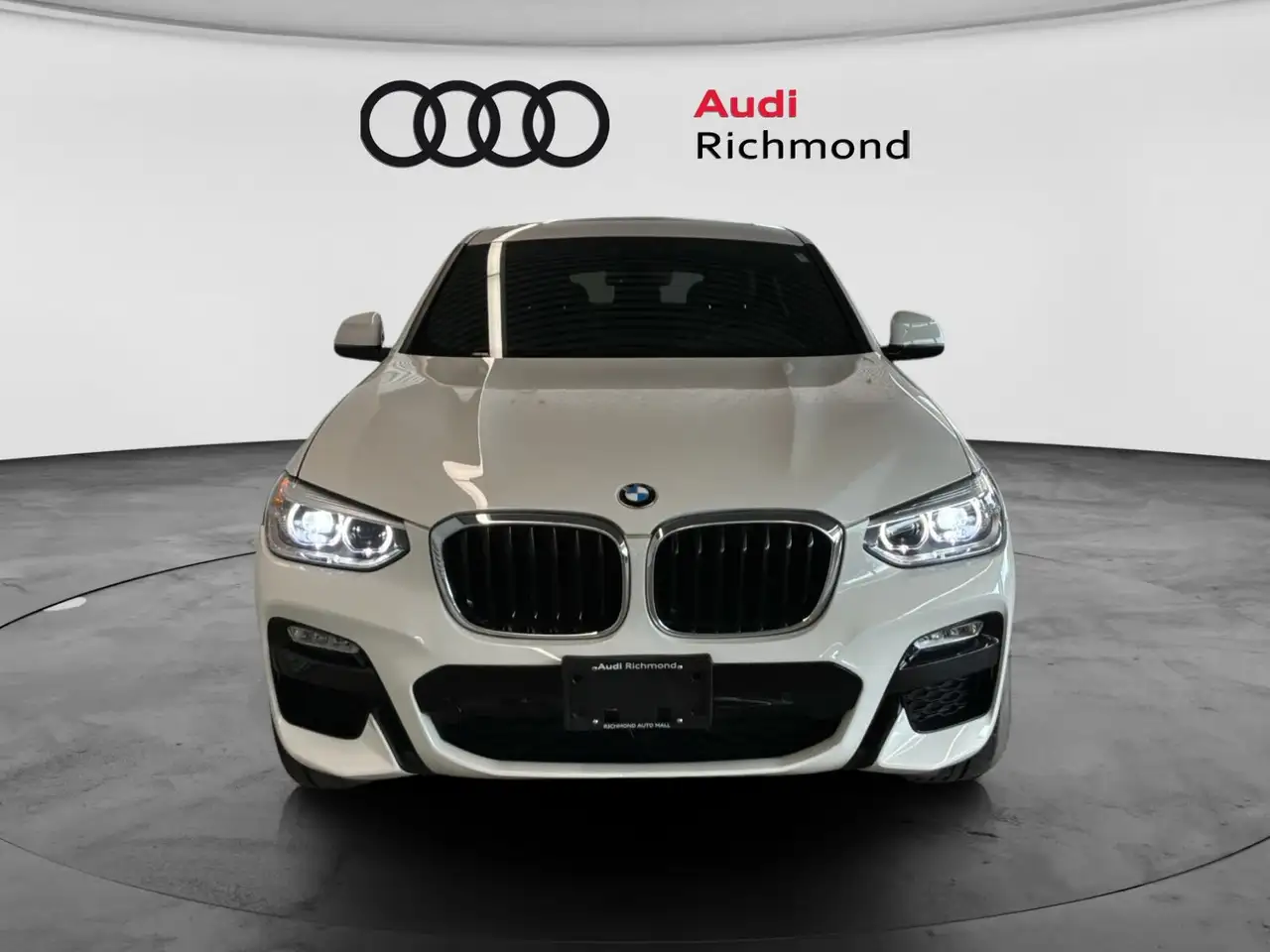 BMW X4 photo BMW X4