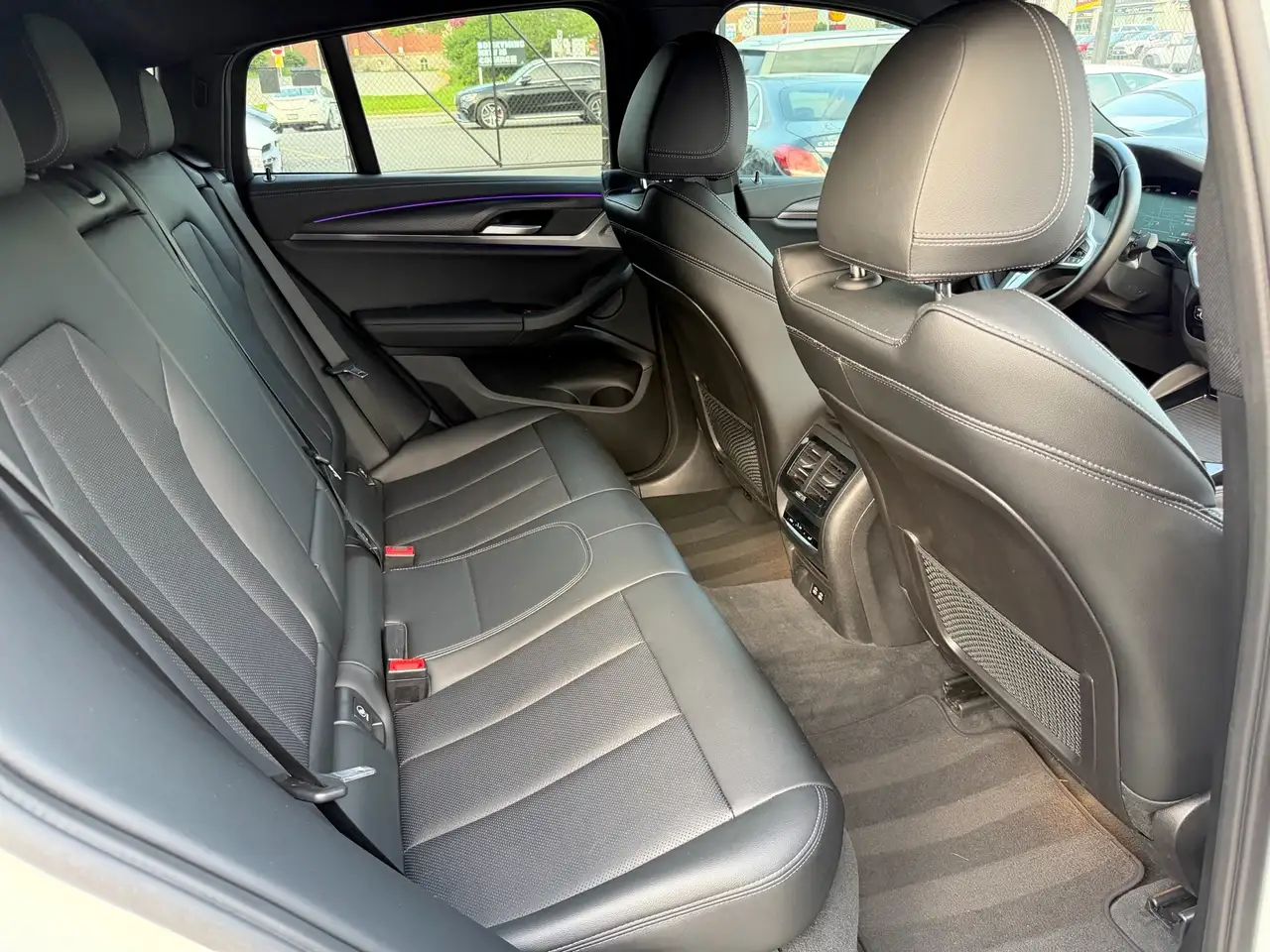 BMW X4 photo BMW X4