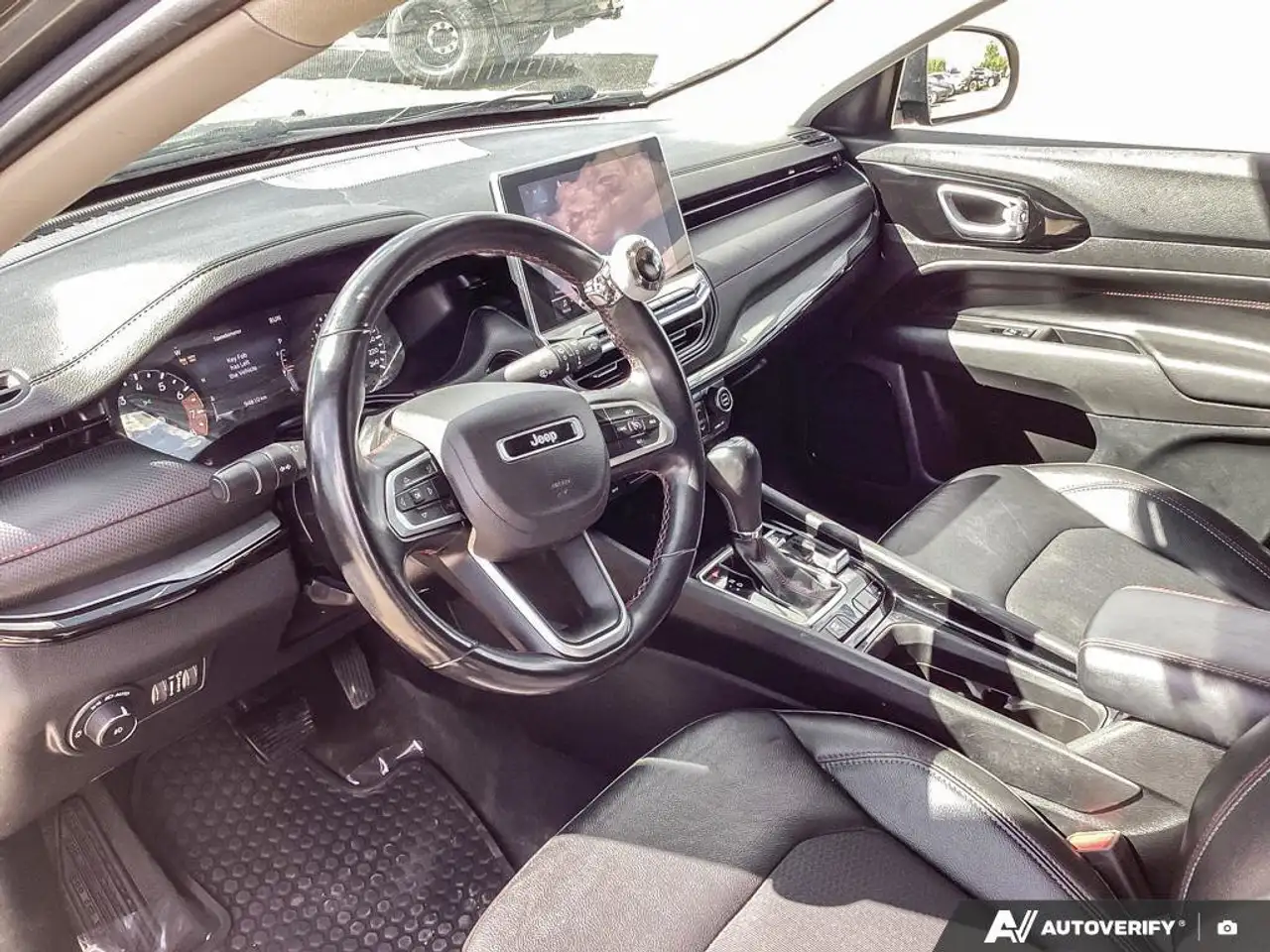 Jeep Compass photo Jeep Compass