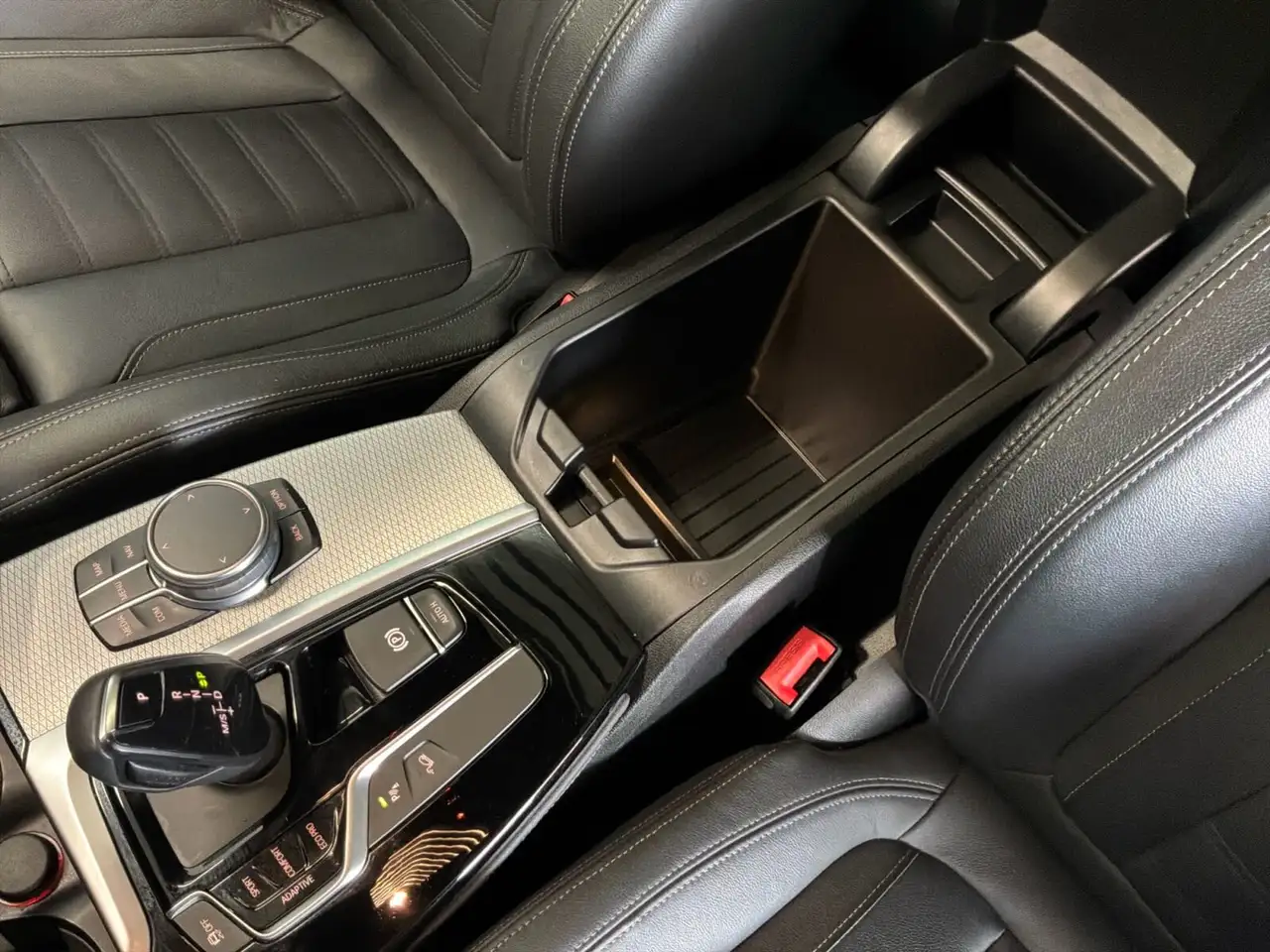 BMW X4 photo BMW X4