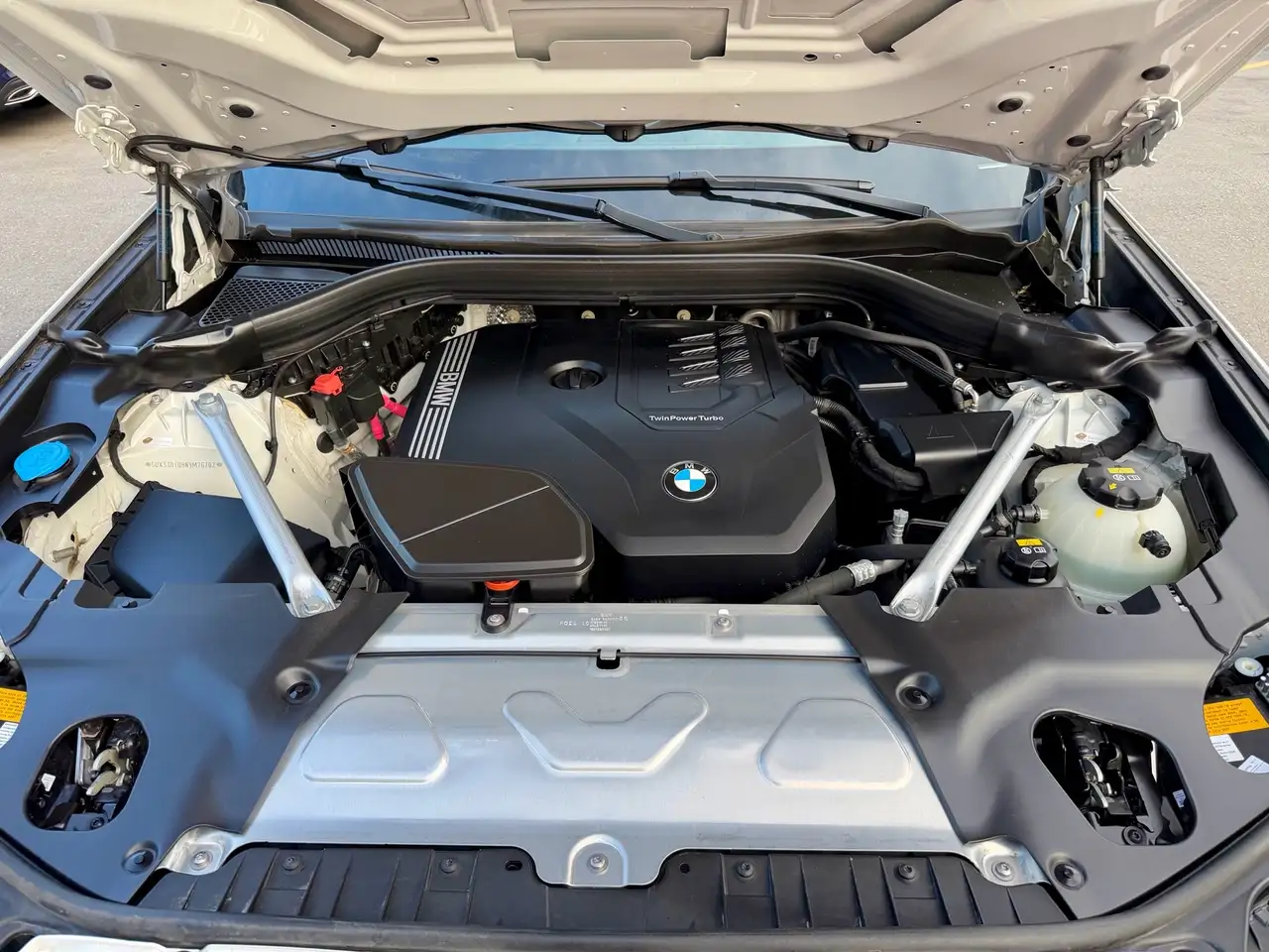 BMW X4 photo BMW X4