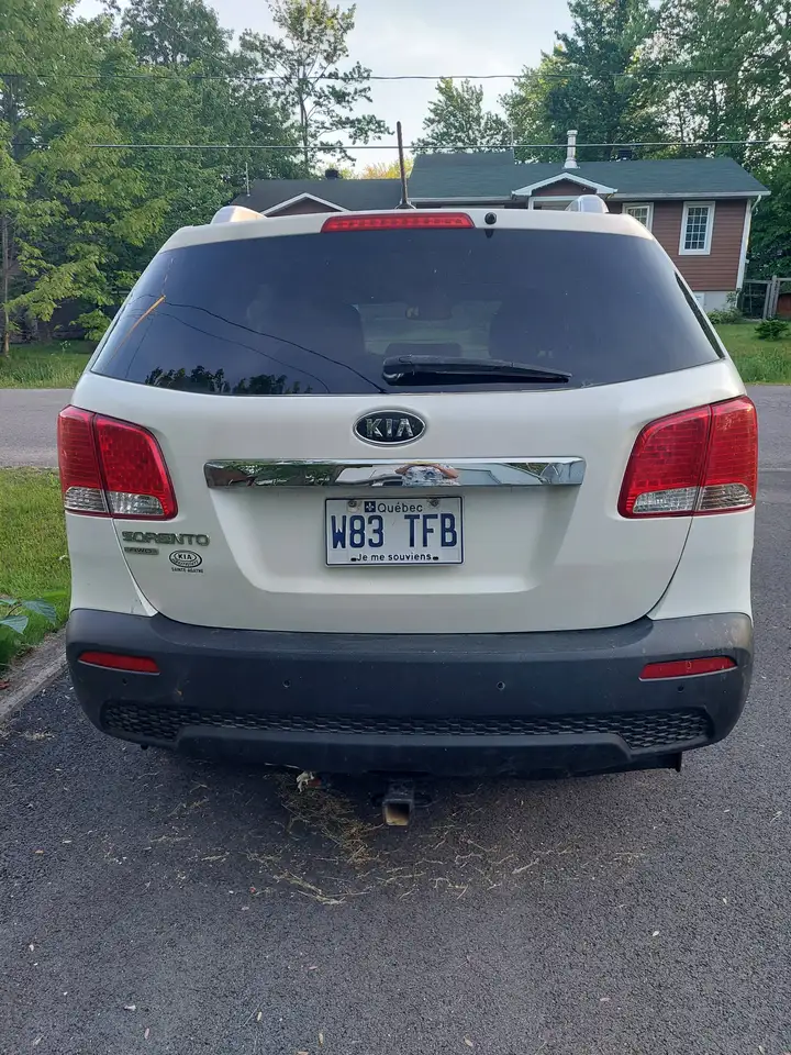 Kia Sorento photo Kia Sorento