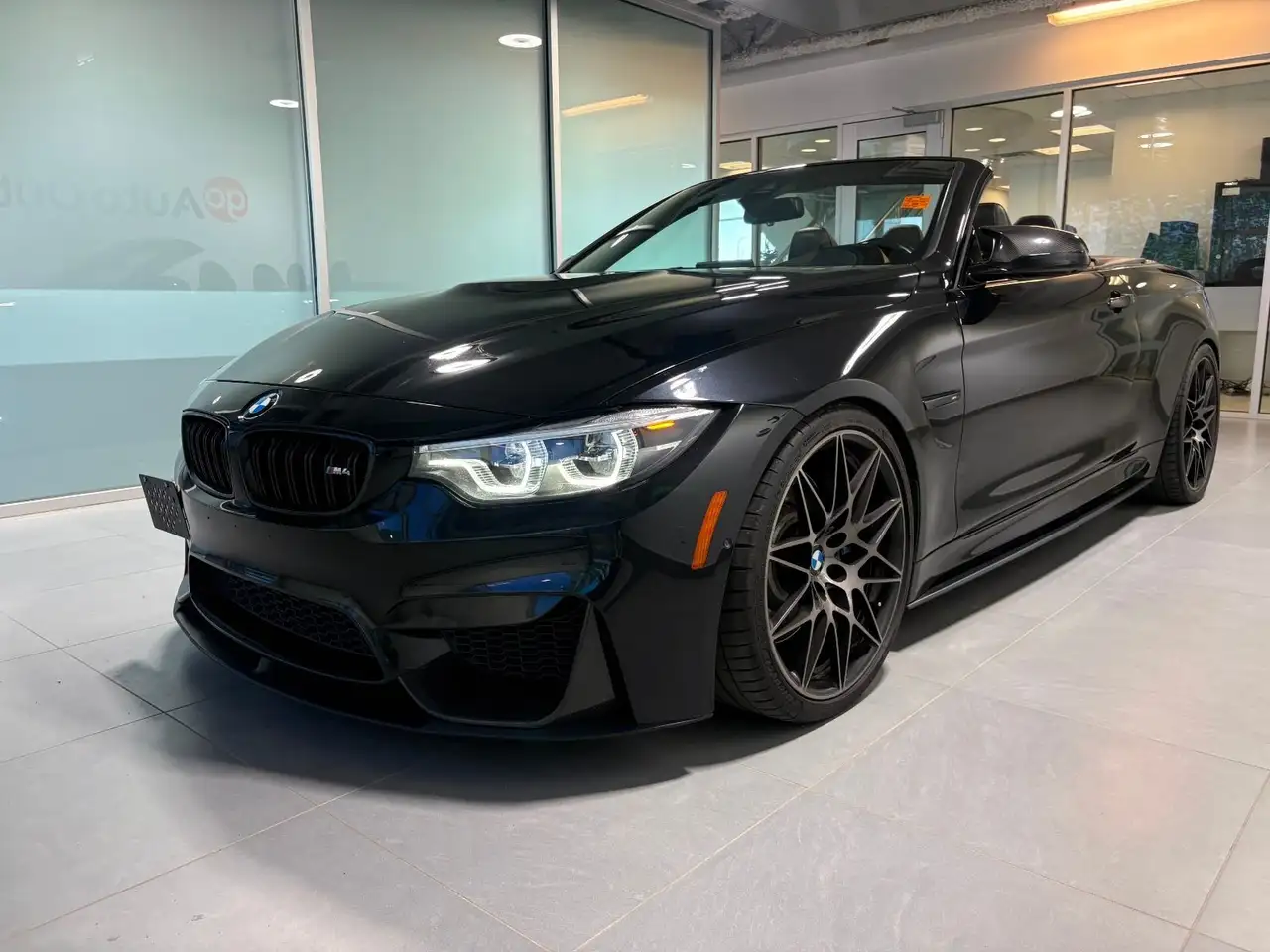 BMW M4 fotografie BMW M4