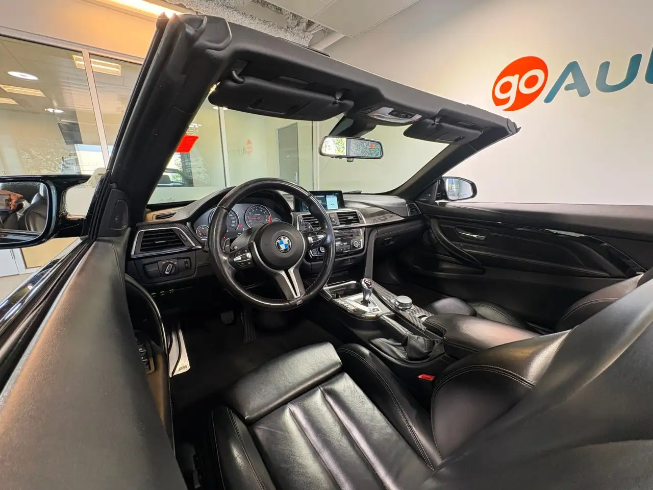 BMW M4 fotografie BMW M4
