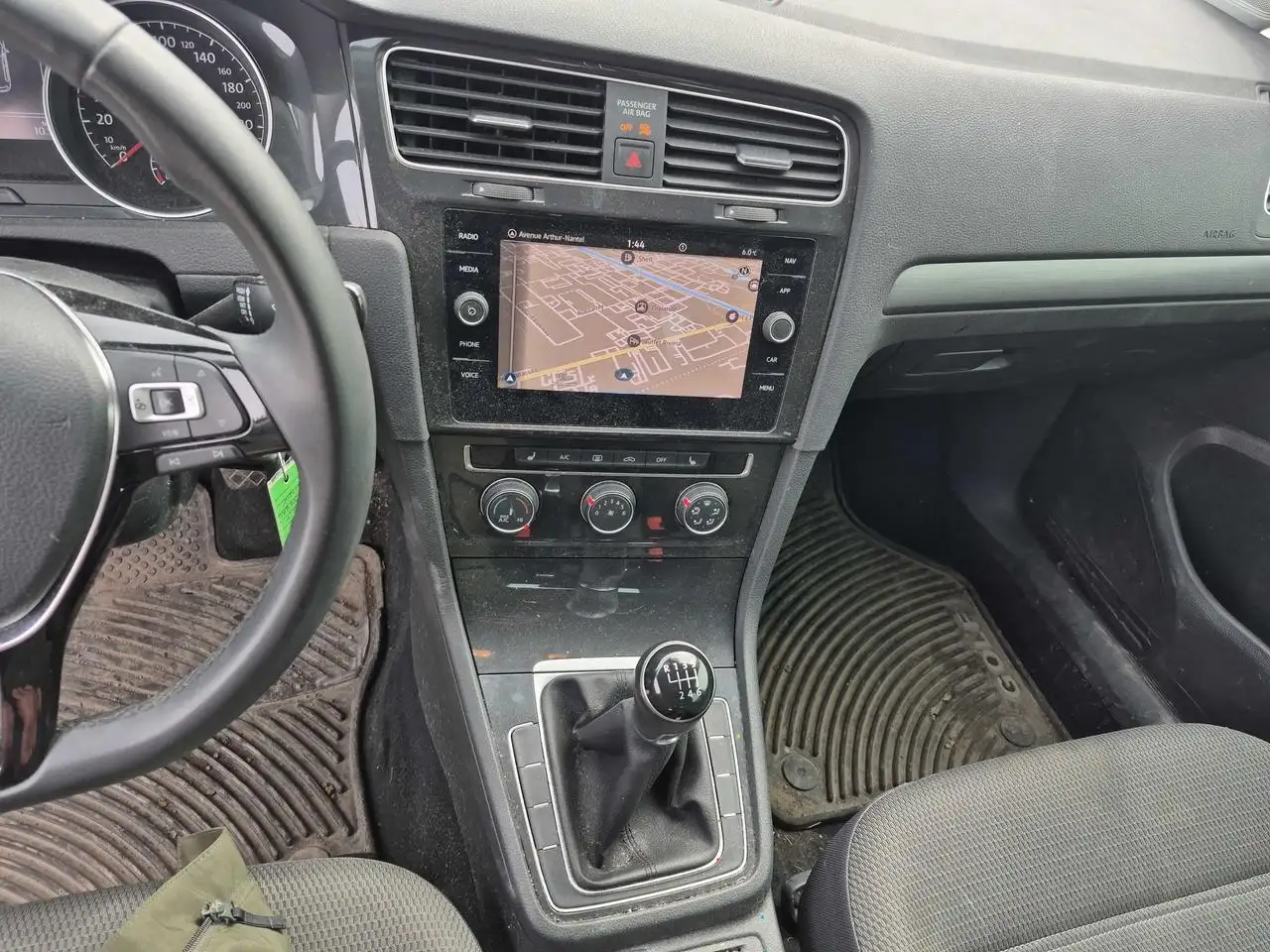 Volkswagen Golf снимка Volkswagen Golf
