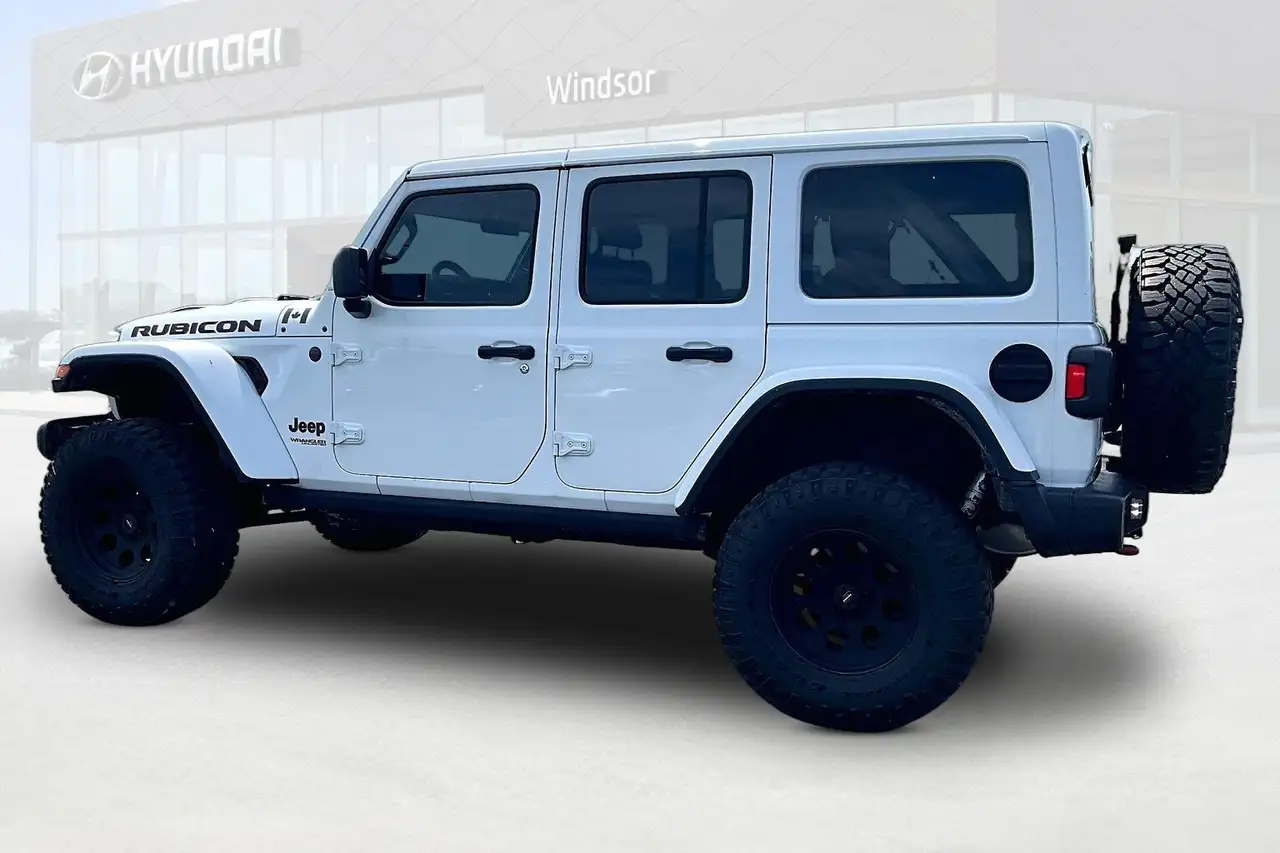 Jeep Wrangler снимка Jeep Wrangler