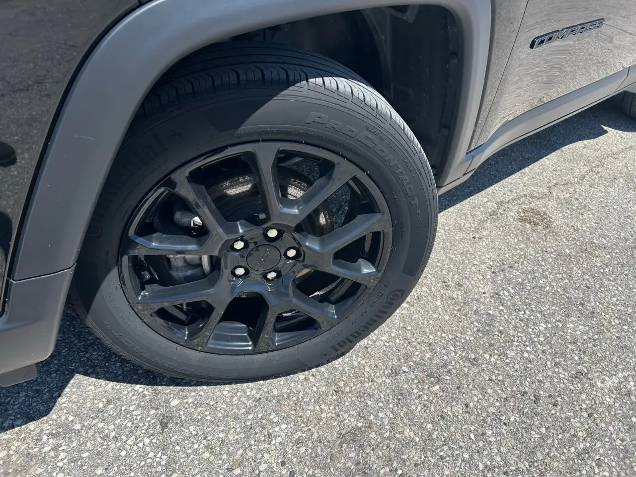 Jeep Compass photo Jeep Compass
