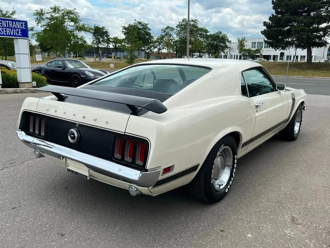 Ford Mustang снимка Ford Mustang