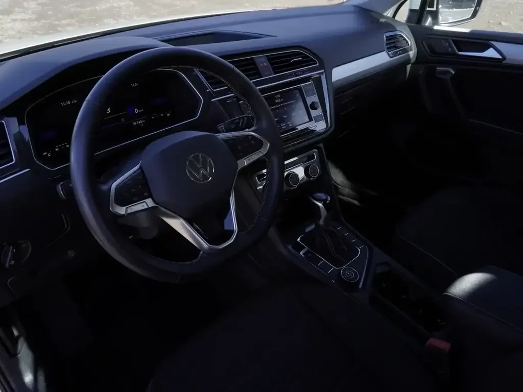 Volkswagen Tiguan снимка Volkswagen Tiguan