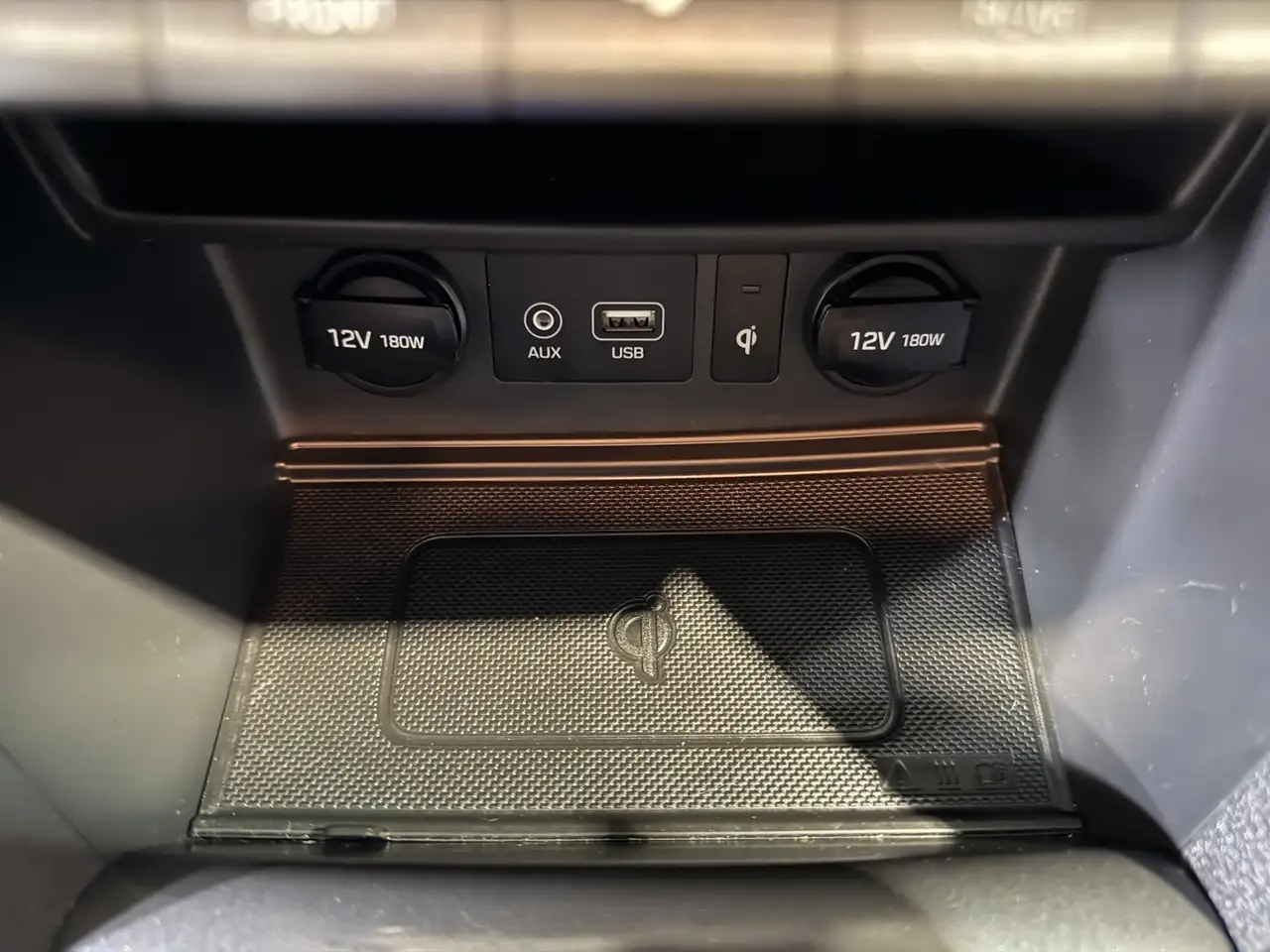 Hyundai KONA photo Hyundai KONA