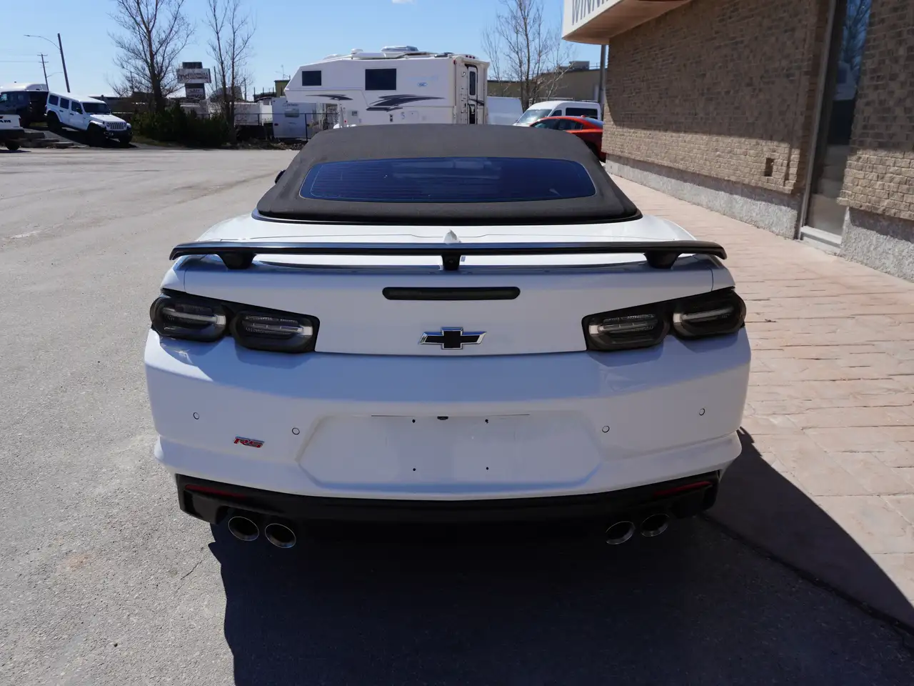 Chevrolet Camaro снимка Chevrolet Camaro