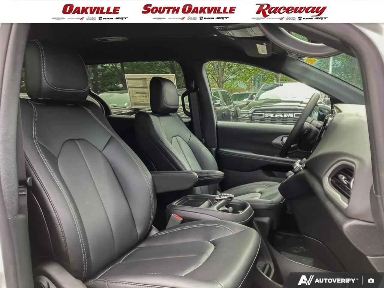 Chrysler Grand Caravan fotografie Chrysler Grand Caravan