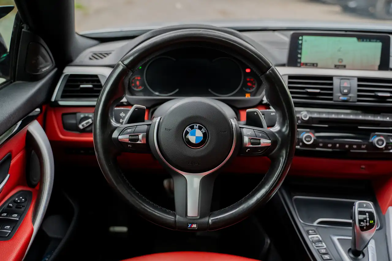 BMW 4 Series снимка BMW 4 Series