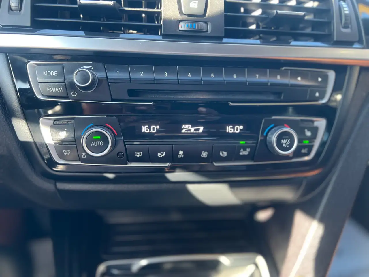 BMW 4 Series photo BMW 4 Series