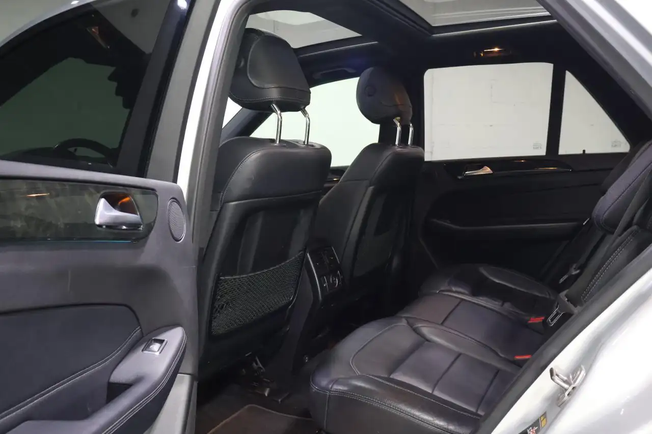 Mercedes-Benz GLE снимка Mercedes-Benz GLE