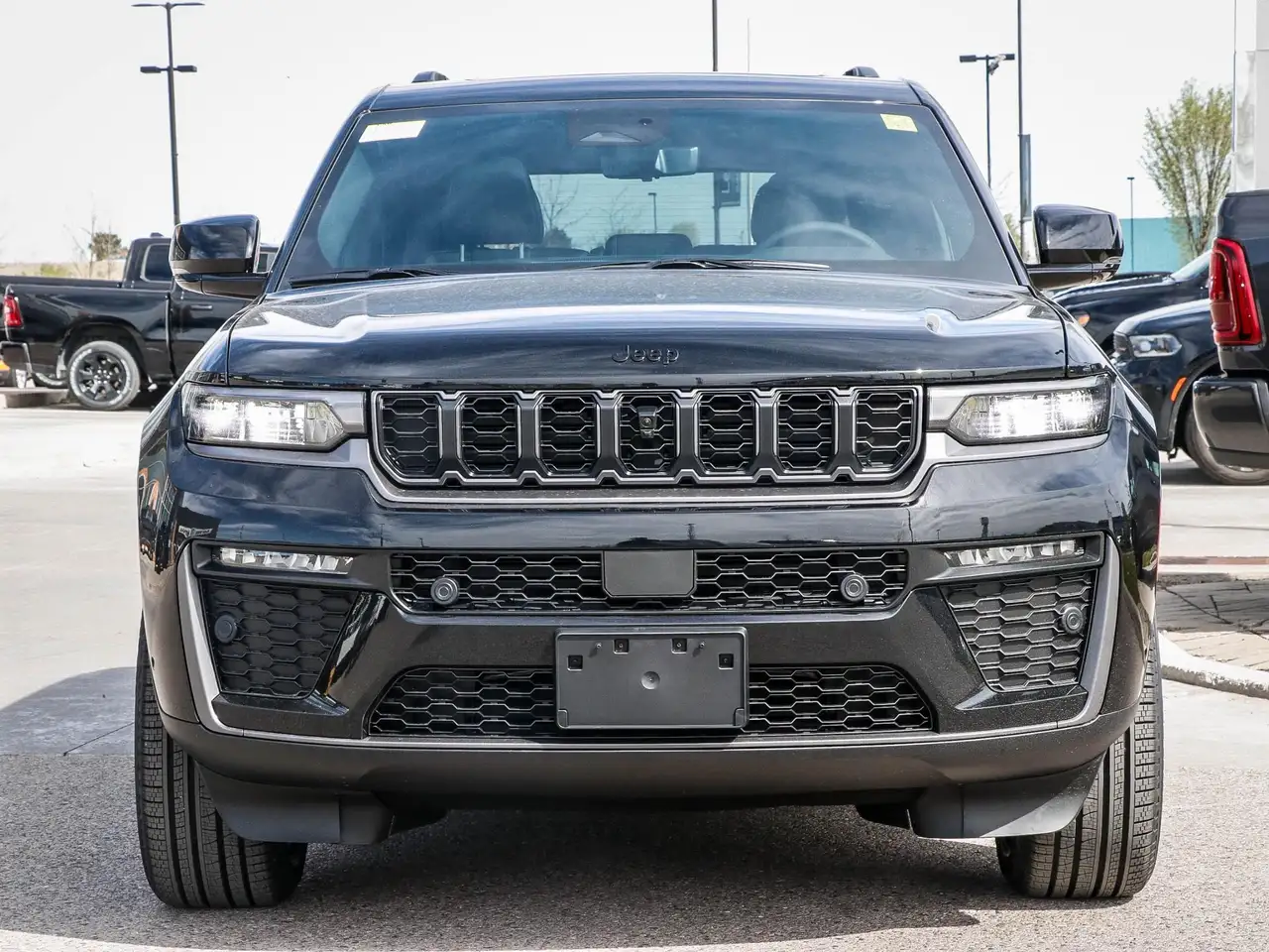 Jeep Grand Cherokee снимка Jeep Grand Cherokee
