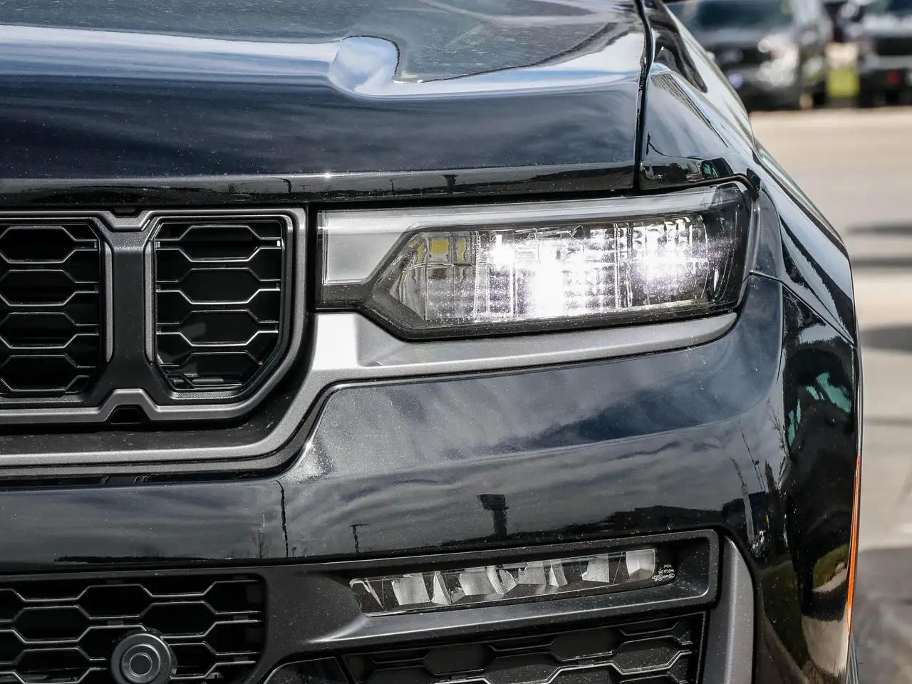 Jeep Grand Cherokee снимка Jeep Grand Cherokee