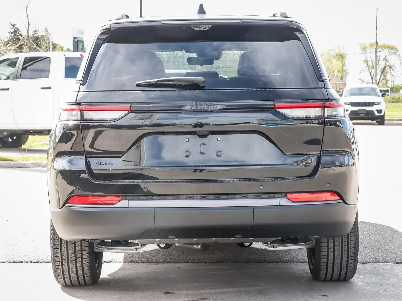 Jeep Grand Cherokee снимка Jeep Grand Cherokee