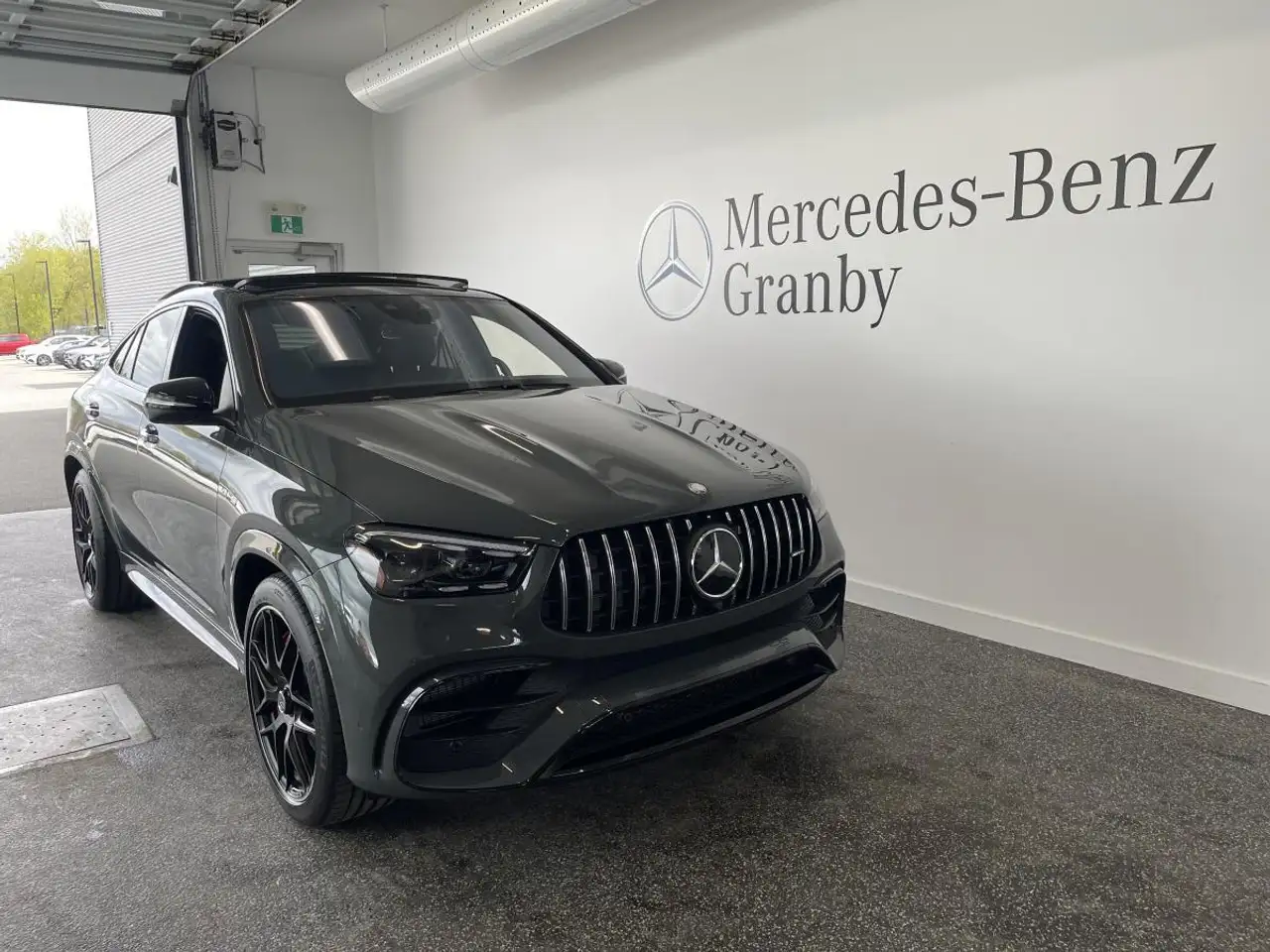 Mercedes-Benz GLE снимка Mercedes-Benz GLE
