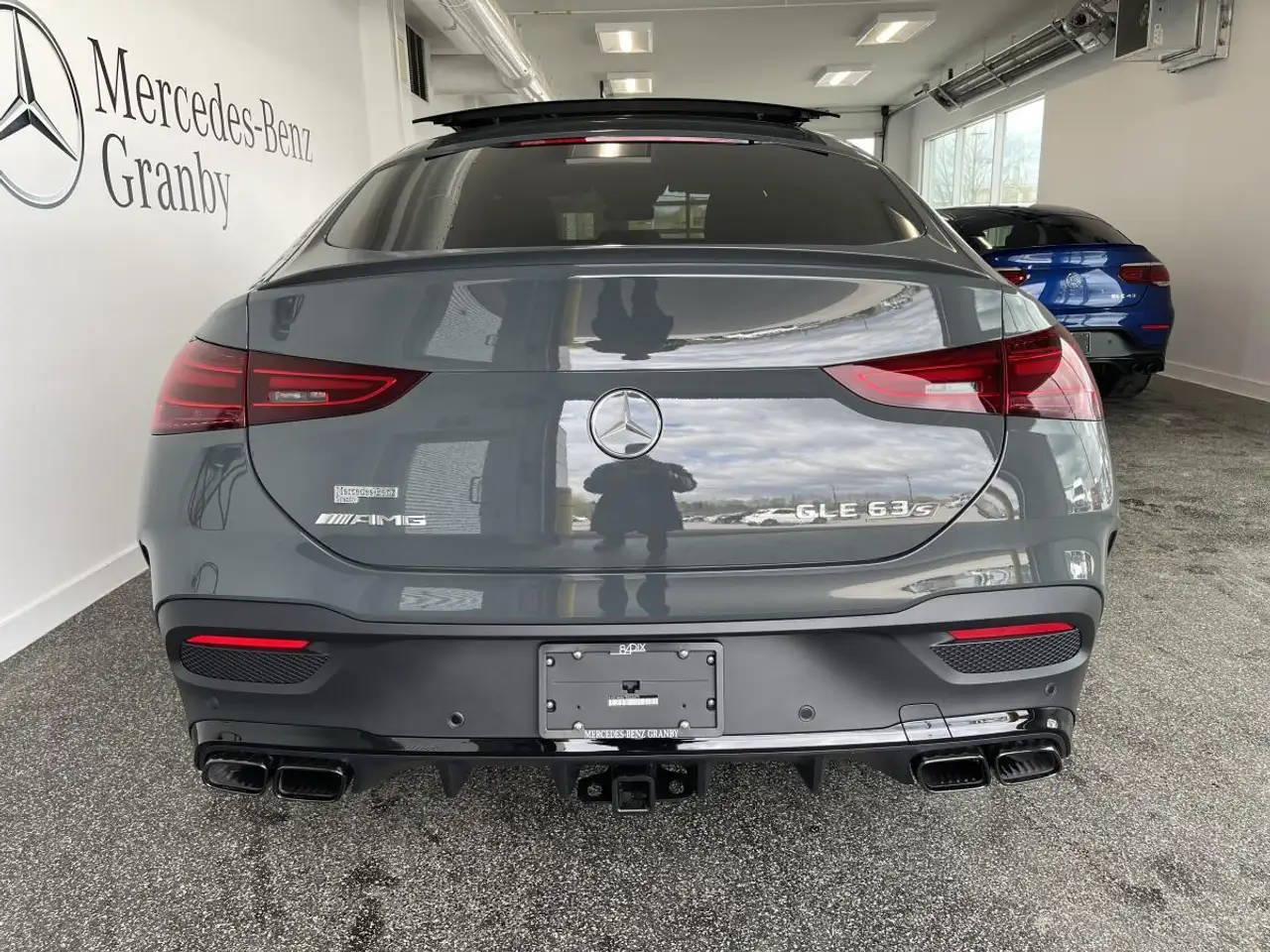 Mercedes-Benz GLE снимка Mercedes-Benz GLE