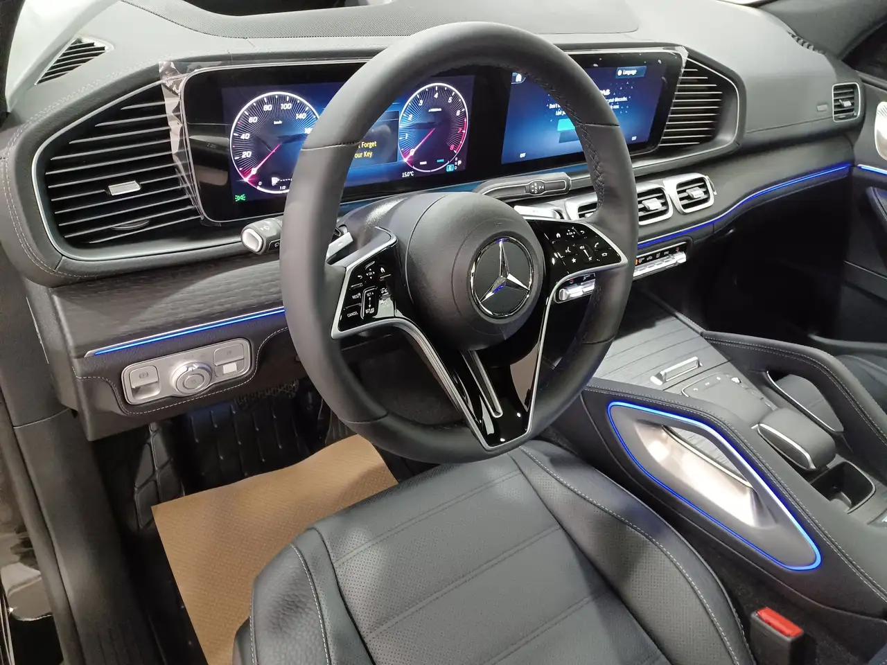 Mercedes-Benz GLE снимка Mercedes-Benz GLE