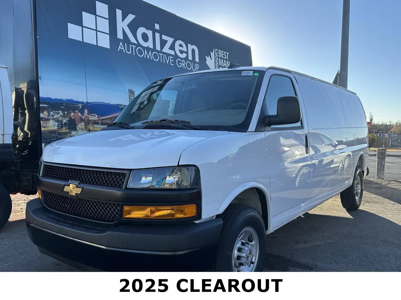 2025 Chevrolet Express 3500