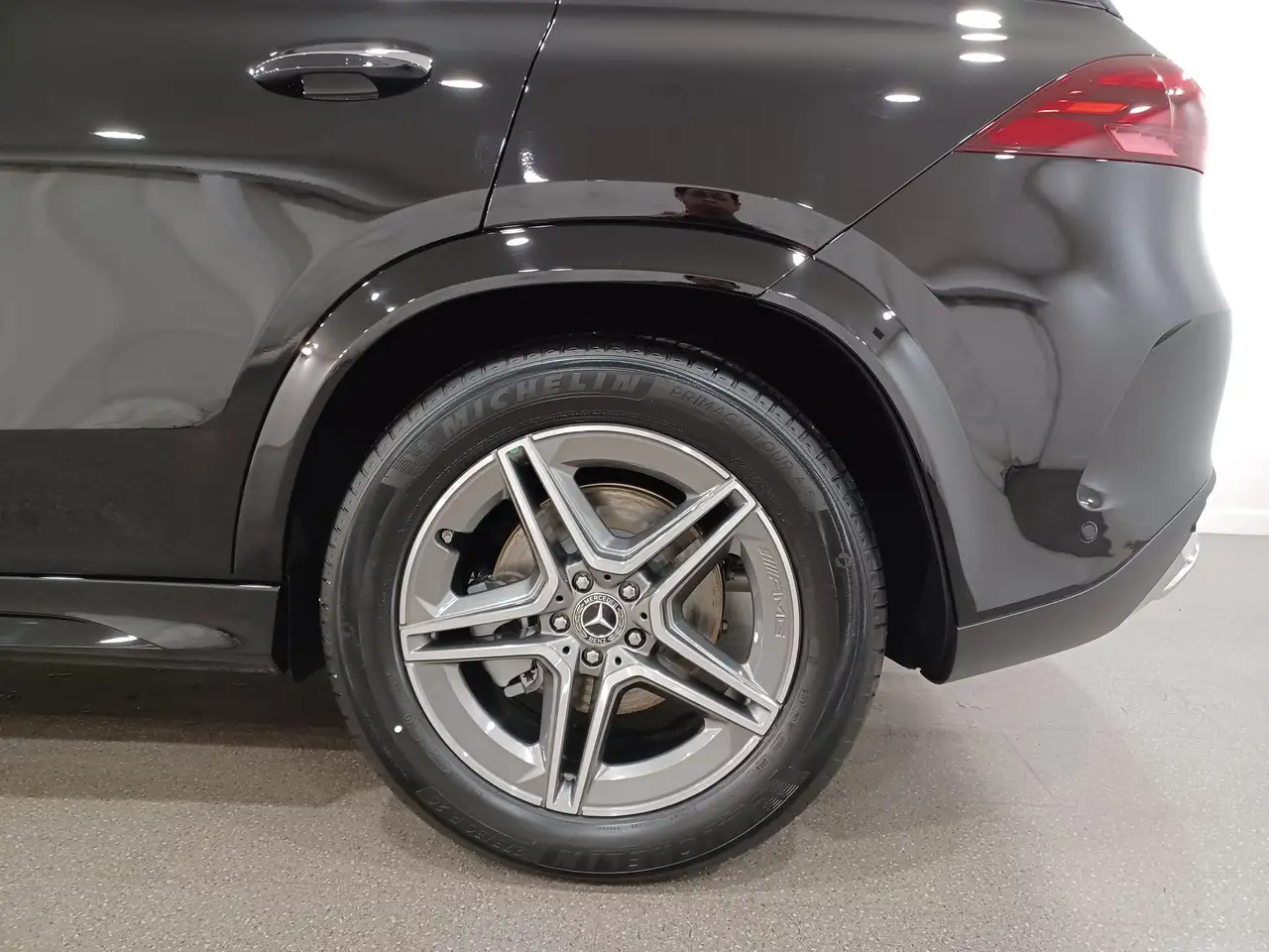 Mercedes-Benz GLE снимка Mercedes-Benz GLE