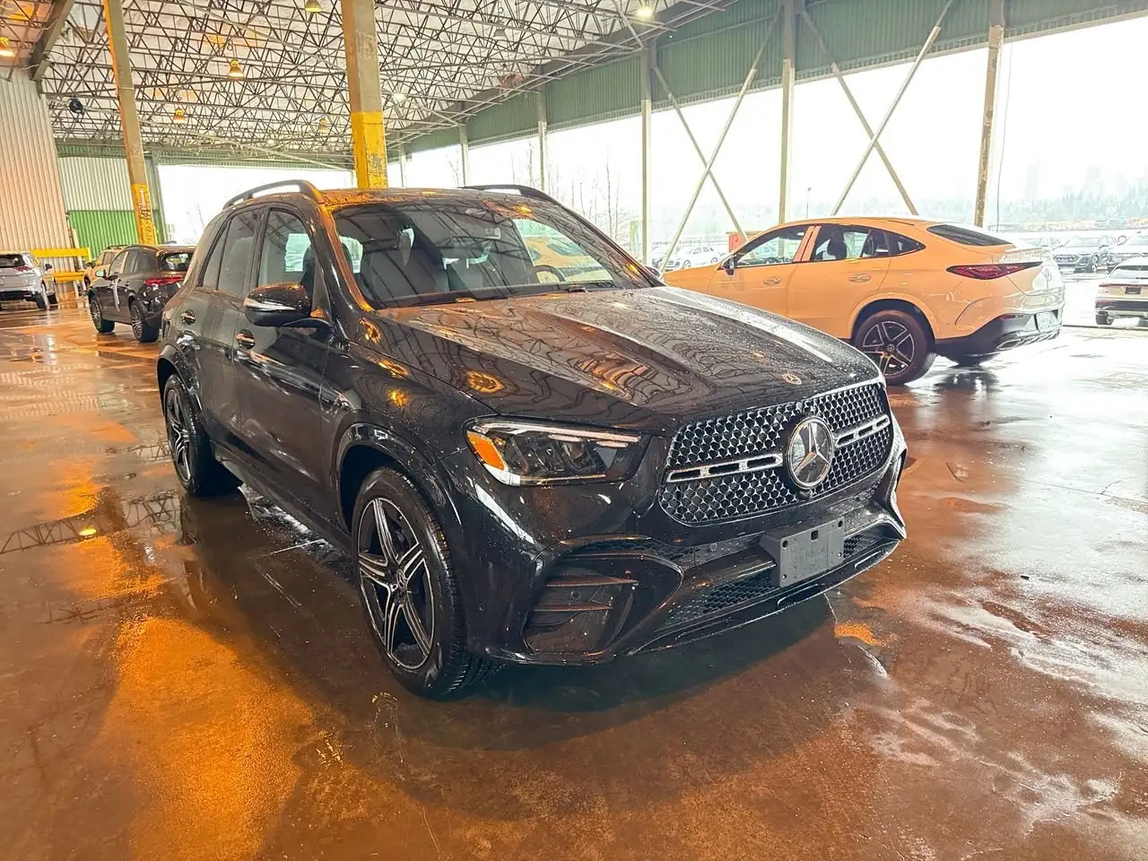 Mercedes-Benz GLE снимка Mercedes-Benz GLE