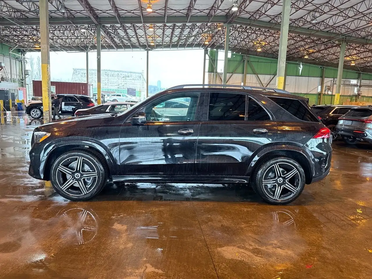 Mercedes-Benz GLE снимка Mercedes-Benz GLE