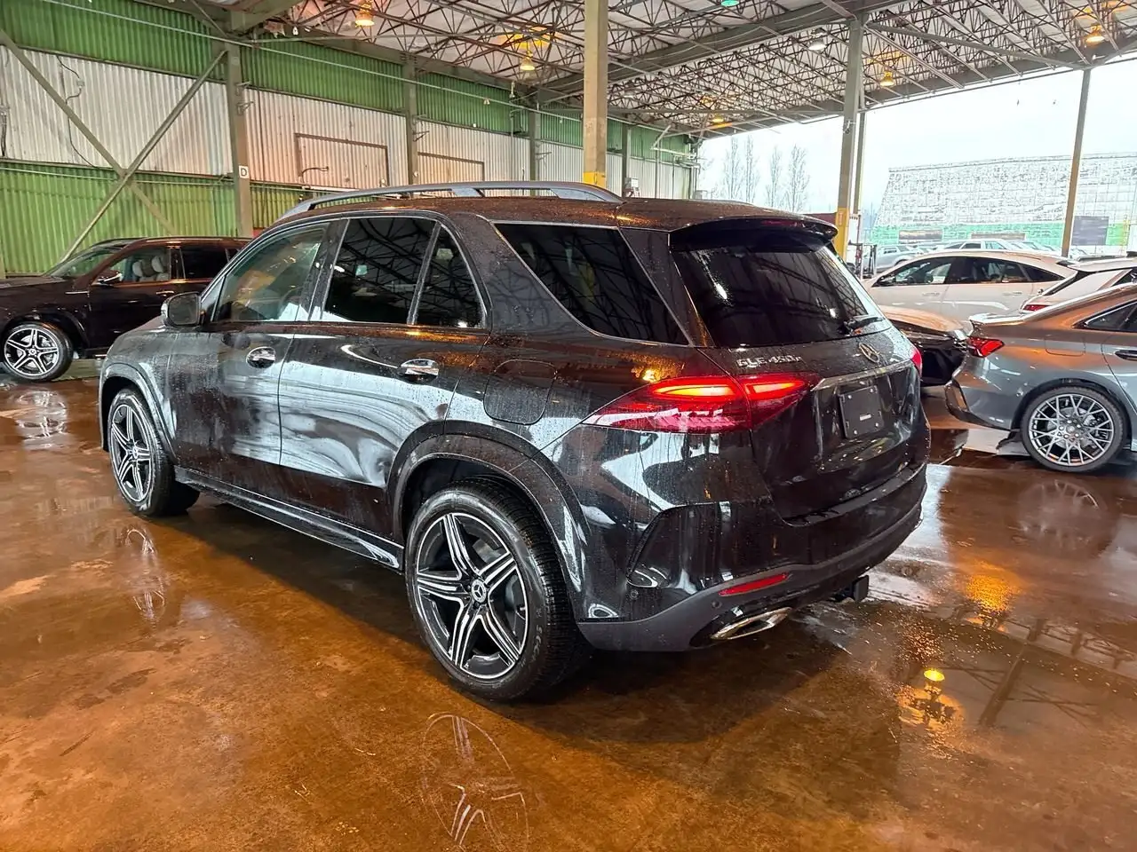 Mercedes-Benz GLE снимка Mercedes-Benz GLE