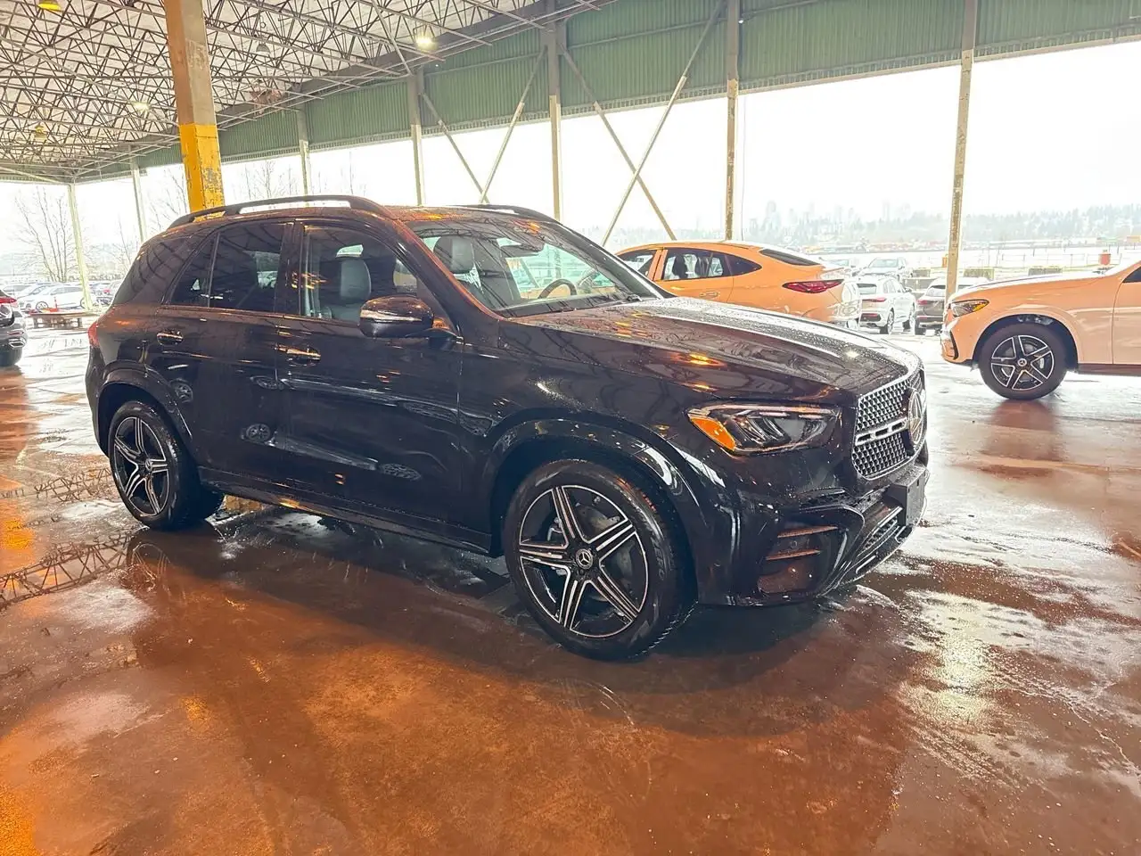 Mercedes-Benz GLE снимка Mercedes-Benz GLE
